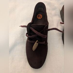 Tod’s Brown Suede Lace-Up Shoes – Size 5.5